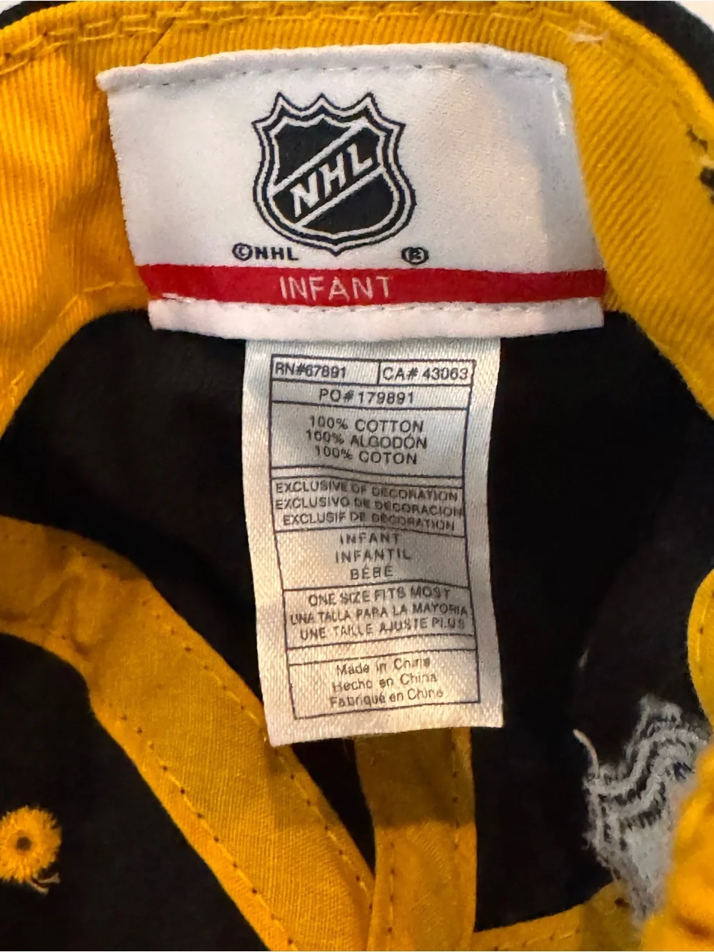 🧢 NWT Boston Bruins NHL Infant elastic Black and Yellow Logo Hat